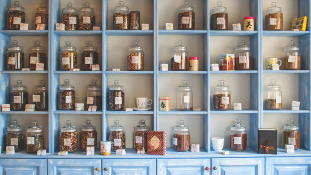 Logo for news article #1 (5 Must-Own Dividend Aristocrats That Can Weather a Coming Big Sell-Off)