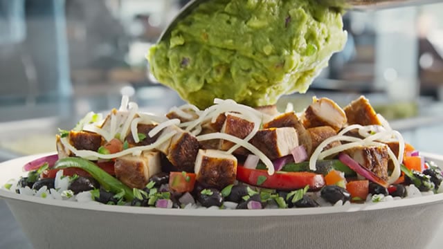 Logo for news article #1 (Fast-Casual Chains Struggle as Diners Ditch Pricey Bowls for Cheaper Eats)