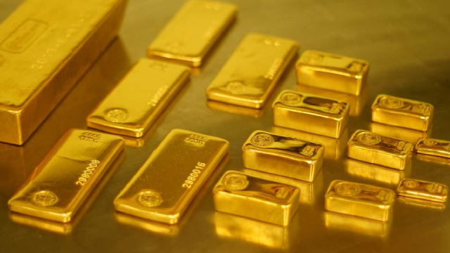 Logo for news article #2 (3 Stocks to Buy as the Fed's Dovish Stance Sends Gold to New Heights)