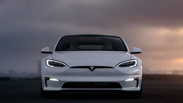 Logo for news article #1 (What's Going On With Tesla Stock Today?)