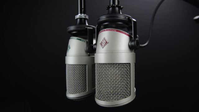 Logo for news article #2 (Sirius XM (SIRI) Q2 Revenue Rises 2%)