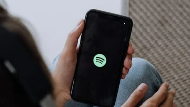 Logo for news article #1 (Spotify (SPOT) Beats Stock Market Upswing: What Investors Need to Know)