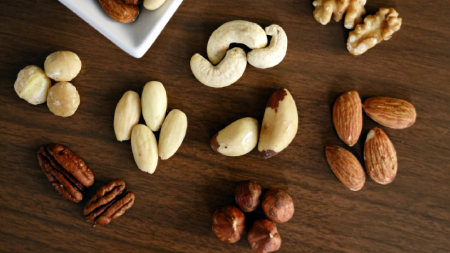 Logo for news article #2 (Flowers Foods (FLO) Q3 Earnings Match Estimates)