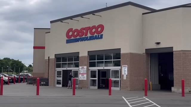 Logo for news article #2 (Costco's New Controversial Policy Change Is Hitting the Mark, and Management Couldn't Be Happier)