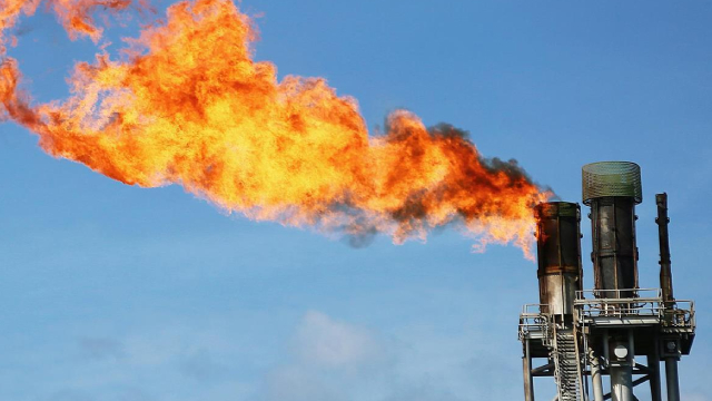 Logo for news article #1 (Exxon's Next Move: Permian Expansion or Deepwater Dive After Hess Loss?)