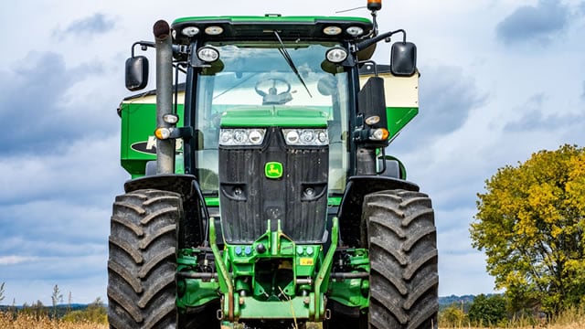 Logo for news article #1 (Is Trending Stock Deere & Company (DE) a Buy Now?)