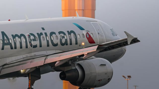 Logo for news article #2 (American Airlines Posts Q2 Revenue Gain)
