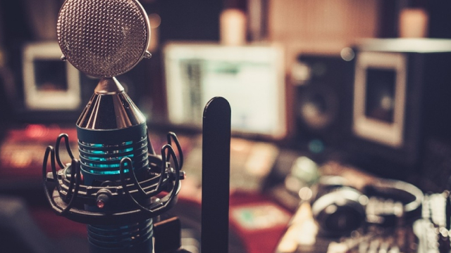 Logo for news article #1 (Sirius XM (SIRI) Suffers a Larger Drop Than the General Market: Key Insights)