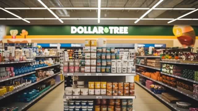 Logo for news article #2 (Dollar Tree Stock Is Soaring. Is This the Time to Buy?)