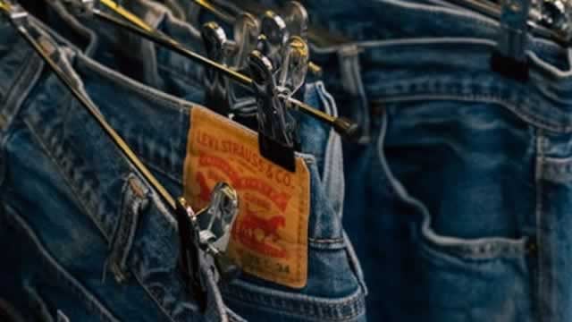 Logo for news article #0 (Levi Strauss (LEVI) Rises As Market Takes a Dip: Key Facts)