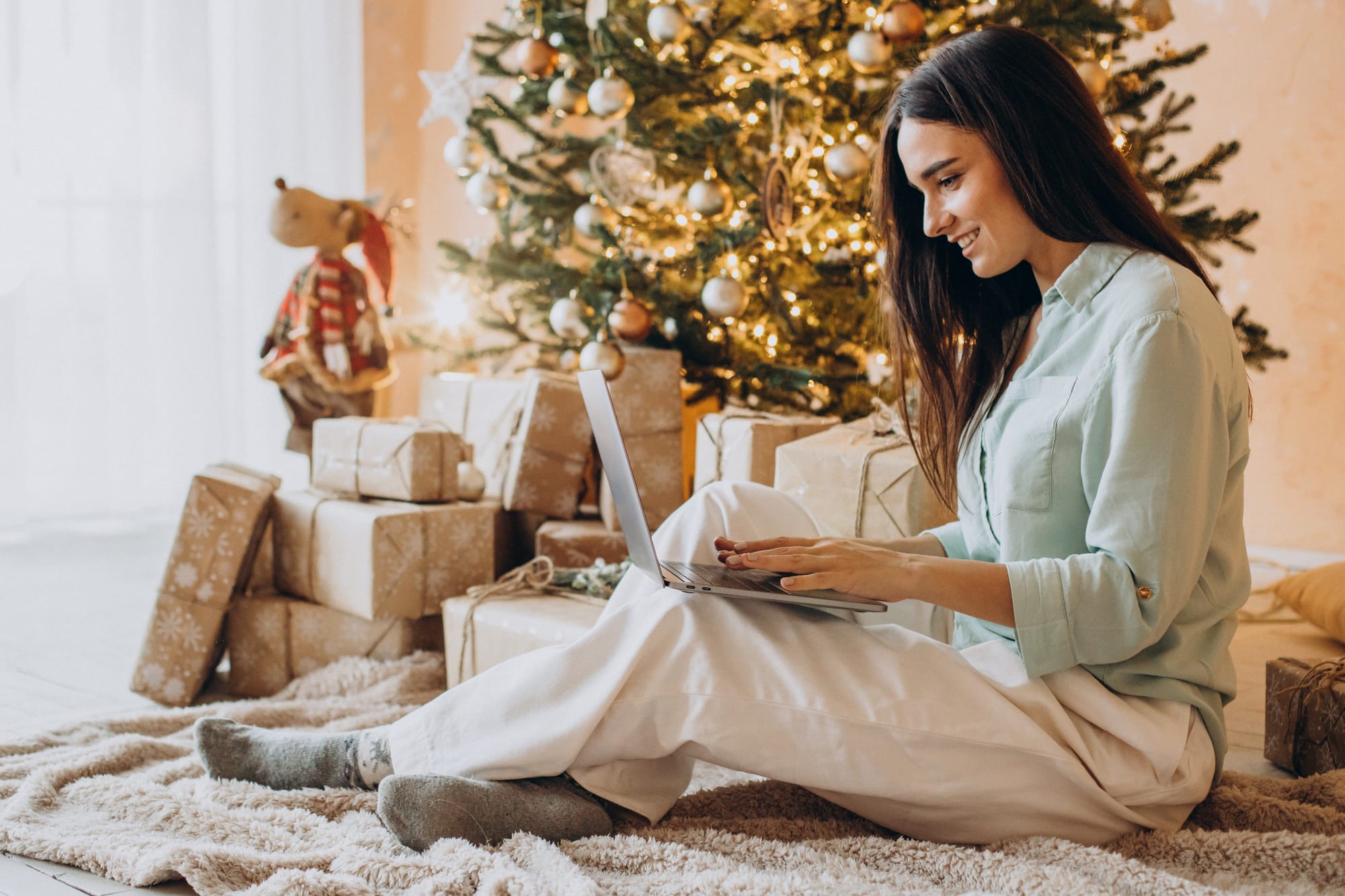 The AI Budget Boost: Use Tech to Cut Your Holiday Gift Spending by 25% - Emma App